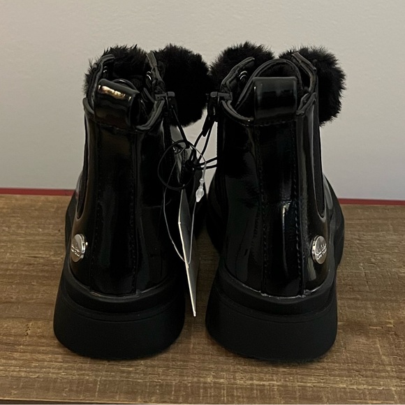 NWT Nicole Miller New York Black Pom Pom Girls Boots Size 5 - Picture 4 of 9